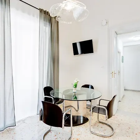 Duomo Central & Elegant Flat